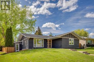 Detached House for Sale, 223 Parkwood Close Se, Calgary, AB