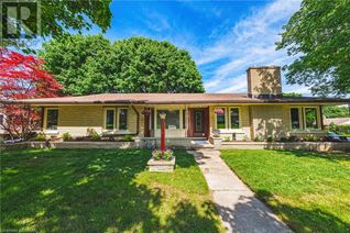 Bungalow for Sale, 576 Dunbar Road, Kitchener, ON