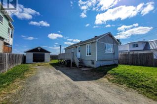 Detached House for Sale, 105 Calvert St, Iroquois Falls, ON
