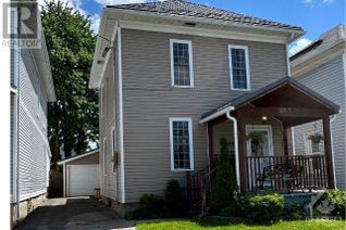Detached House for Sale, 15 Kent Street, Smiths Falls, ON