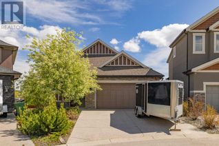 Detached House for Sale, 121 Aspen Glen Place Sw, Calgary, AB