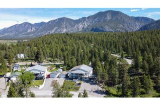 Duplex for Sale, 15b Wolf Crescent, Invermere, BC