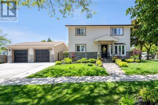 Detached House for Sale, 3 John Murray Street, Stoney Creek, ON