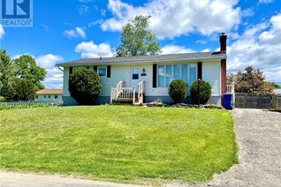 Detached House for Sale, 164 Elizabeth Street, Woodstock, NB