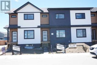 Freehold Townhouse for Sale, 4 Irvin Way, Sylvan Lake, AB