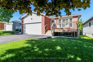 Bungalow for Sale, 28 Moon Dr, Barrie, ON