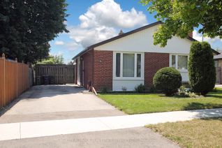 Detached House for Sale, 4 Ben Nevis Dr, Toronto, ON