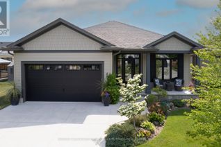 Bungalow for Sale, 68 Deerfield Road, Lambton Shores (Grand Bend), ON