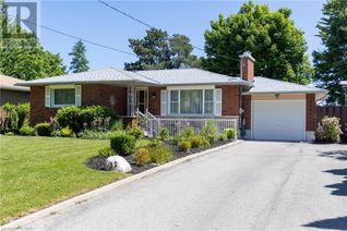 Detached House for Sale, 32 Lockview Crescent, St. Catharines, ON