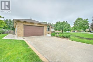 Ranch-Style House for Sale, 146 Park Lane Circle, Amherstburg, ON