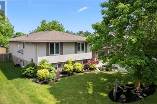 Detached House for Sale, 222 4th Street Crescent, Hanover, ON