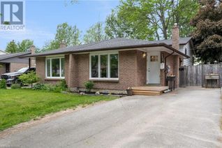 Semi-Detached House for Sale, 8077 Aintree Drive, Niagara Falls, ON