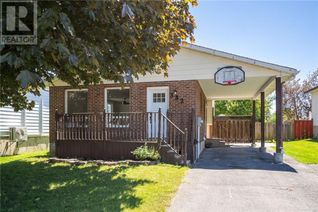 Bungalow for Sale, 332 Meadowvale Crescent, Cornwall, ON