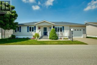 Bungalow for Sale, 5700 Blackwell Sideroad #215, Sarnia, ON