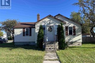 Detached House for Sale, 13 Drake St, Marathon, ON