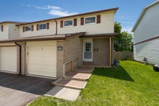 Freehold Townhouse for Sale, 298 Browning Tr, Barrie, ON