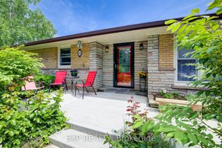 Bungalow for Sale, 43 George St S, Minto, ON