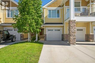 Townhouse for Sale, 2400 Ravenswood View Se #403, Airdrie, AB