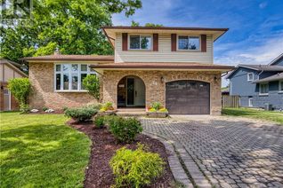 Detached House for Sale, 74 Sherwood Forest Trail, Welland, ON