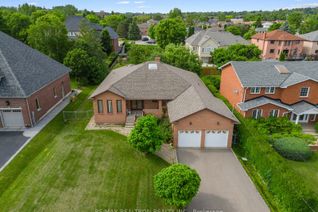 Bungalow for Sale, 96 May Ave, Richmond Hill, ON