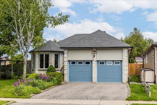 Bungalow for Sale, 264 Victoria Ave N, Kawartha Lakes, ON