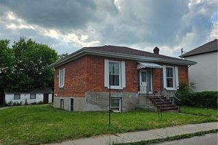 House for Sale, 18 Chapel Street, Woodstock, ON