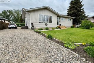 Detached House for Sale, 6 Matheson Crescent, Yorkton, SK