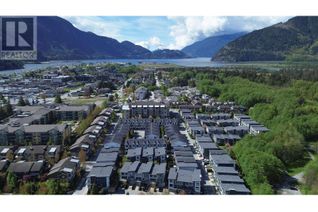 Condo Townhouse for Sale, 38375 Summits View Drive, Squamish, BC