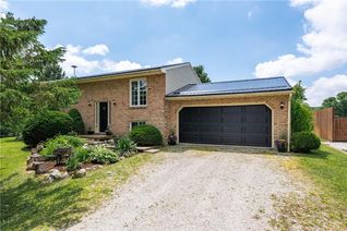 Detached House for Sale, 37 Younge Road, Dunnville, ON