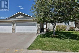 Property for Sale, 2 Fairway Village, Taber, AB