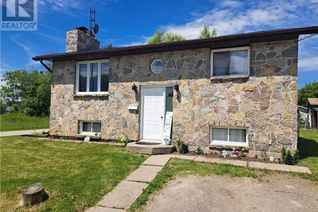 Ranch-Style House for Sale, 2 Victoria Street, Lyn, ON
