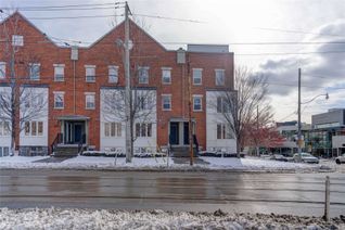 Townhouse for Rent, 817 Dundas St E #5, Toronto, ON