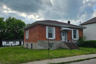 Bungalow for Sale, 18 Chapel Street N, Woodstock, ON