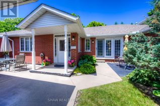 Bungalow for Sale, Beasley 85 Crescent #15, Cambridge, ON