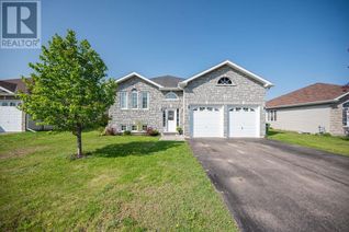 Raised Ranch-Style House for Sale, 11 Boulder Creek Trail, Petawawa, ON