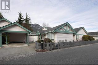 Condo Townhouse for Sale, 1201 Pemberton Avenue #6, Squamish, BC