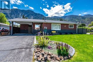 Ranch-Style House for Sale, 605 11th Avenue, Keremeos, BC