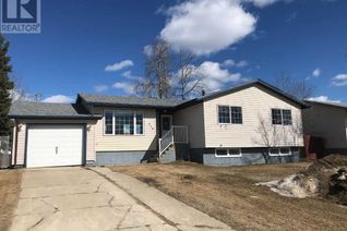 Bungalow for Sale, 714 3 Avenue, Fox Creek, AB