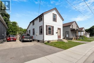 Detached House for Sale, 62 Huron Street, Woodstock, ON