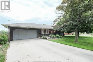 Detached House for Sale, 7520 Broderick Road, LaSalle, ON