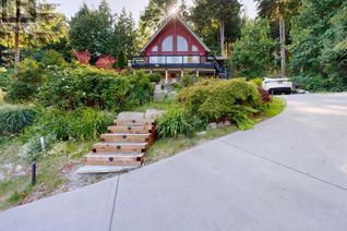 House for Sale, 1861 North Road, Gibsons, BC