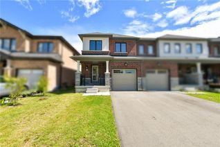 Freehold Townhouse for Sale, 304 Bedrock Drive, Stoney Creek, ON