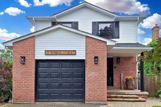 Detached House for Sale, 11 Spring St, Whitchurch-Stouffville, ON