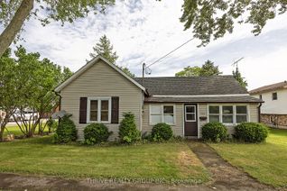 Detached House for Sale, 303 Ridout St, West Elgin, ON