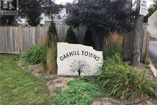 Condo Townhouse for Sale, 28 Oakhill Drive Unit# 51, Brantford, ON