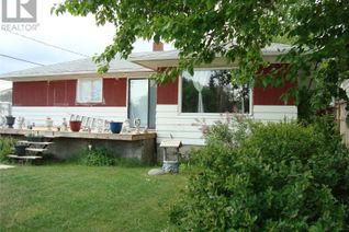 Detached House for Sale, 2 1st Avenue W, Hodgeville, SK