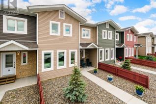 Townhouse for Sale, 10-65 Iskoot Crescent, Whitehorse, YT