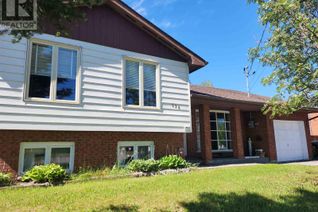 Detached House for Sale, 134 Superior Ave, Wawa, ON