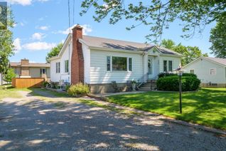 Bungalow for Sale, 400 Simcoe Street, Amherstburg, ON