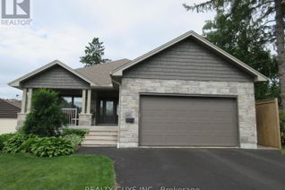 Detached House for Sale, 689 Spillsbury Drive, Peterborough, ON